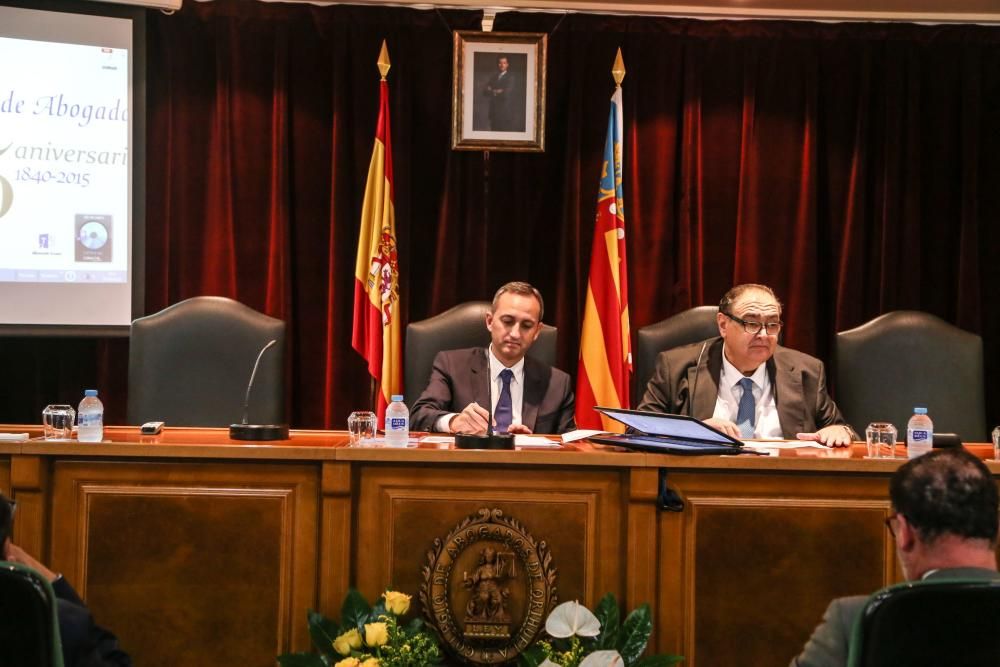 El Colegio de Abogados de Orihuela organizó una jornada sobre Derecho Civil valenciano y tribunales consuetudinarios, entre los que aspira a ser reconocido el Juzgado Privativo de Aguas de Orihuela.