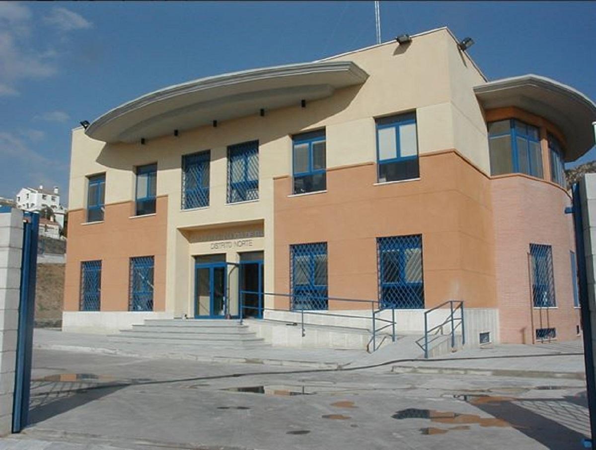 Los agentes vieron la agresión desde una ventana de la Jefatura Norte.