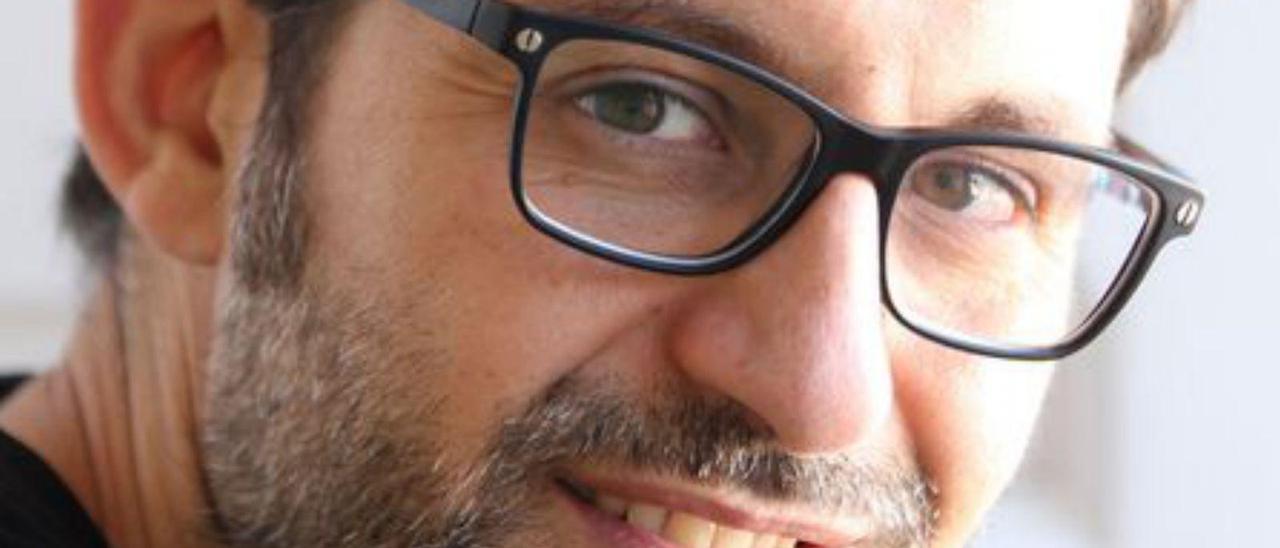 El tarragoní Oriol Canosa guanya el XXXI Premi Carmesina de narrativa