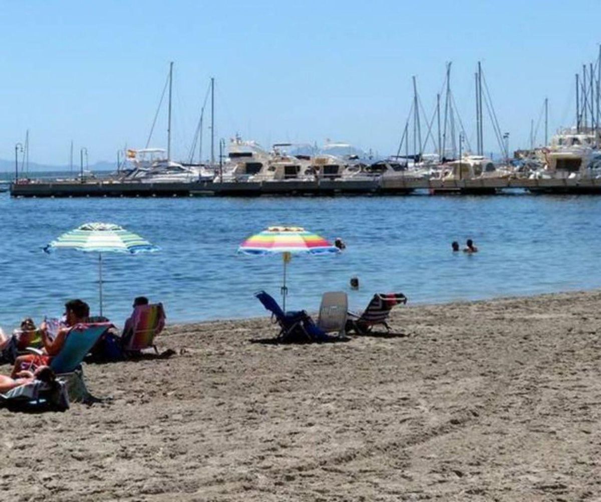 Uno de los tramos de la playa de Villananitos, en San Pedro. | L.O.