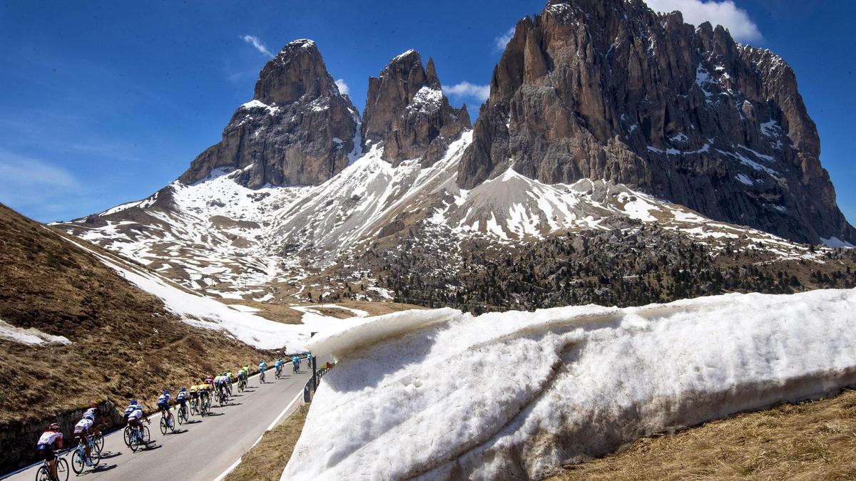 Un senderista español muere al extraviarse en los Dolomitas.