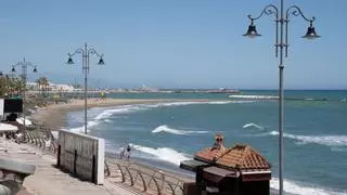 La Costa del Sol pone a punto sus playas ante la perspectiva de un verano histórico