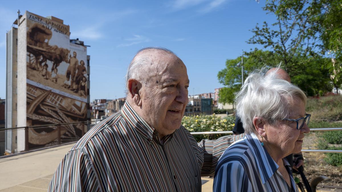 Un mural en Sants, homenaje familiar y al pasado agrícola del barrio