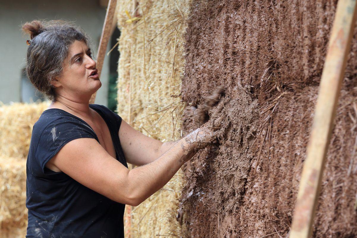 Rikki Nitzkin, presidenta de la Red de Construcción con Paja