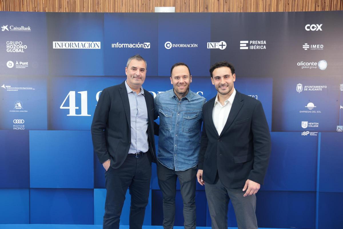 004 Héctor Fuentes 004 Héctor Fuentes