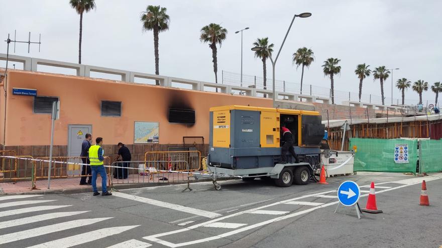 Incendio en el Muelle Deportivo de Las Palmas de Gran Canaria