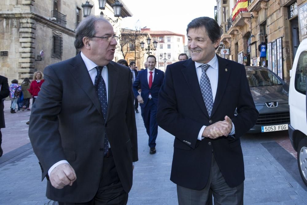 Reunión de presidentes en Oviedo