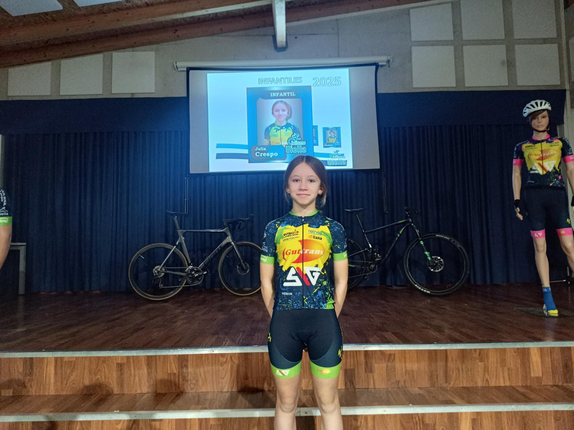 La Escuela de Ciclismo de Viella celebra su Gala Presentación de Temporada