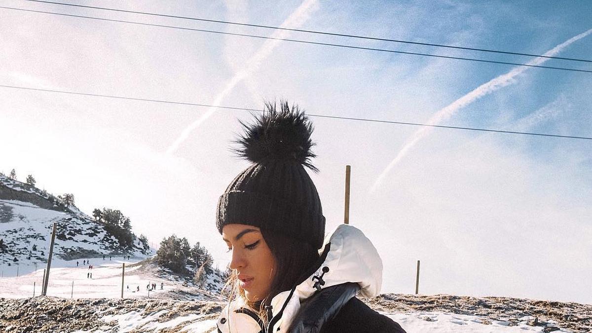 Marta Lozano con look para ir a la nieve