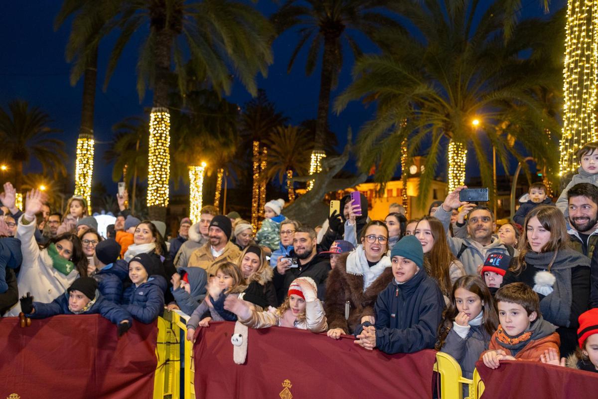FOTOS | La ilusión echa a andar en Palma con la llegada de los Reyes Magos