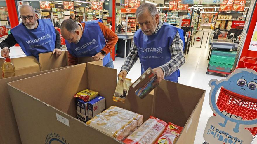 El «Zampakilos Solidario» del Banco de Alimentos | G. SANTOS