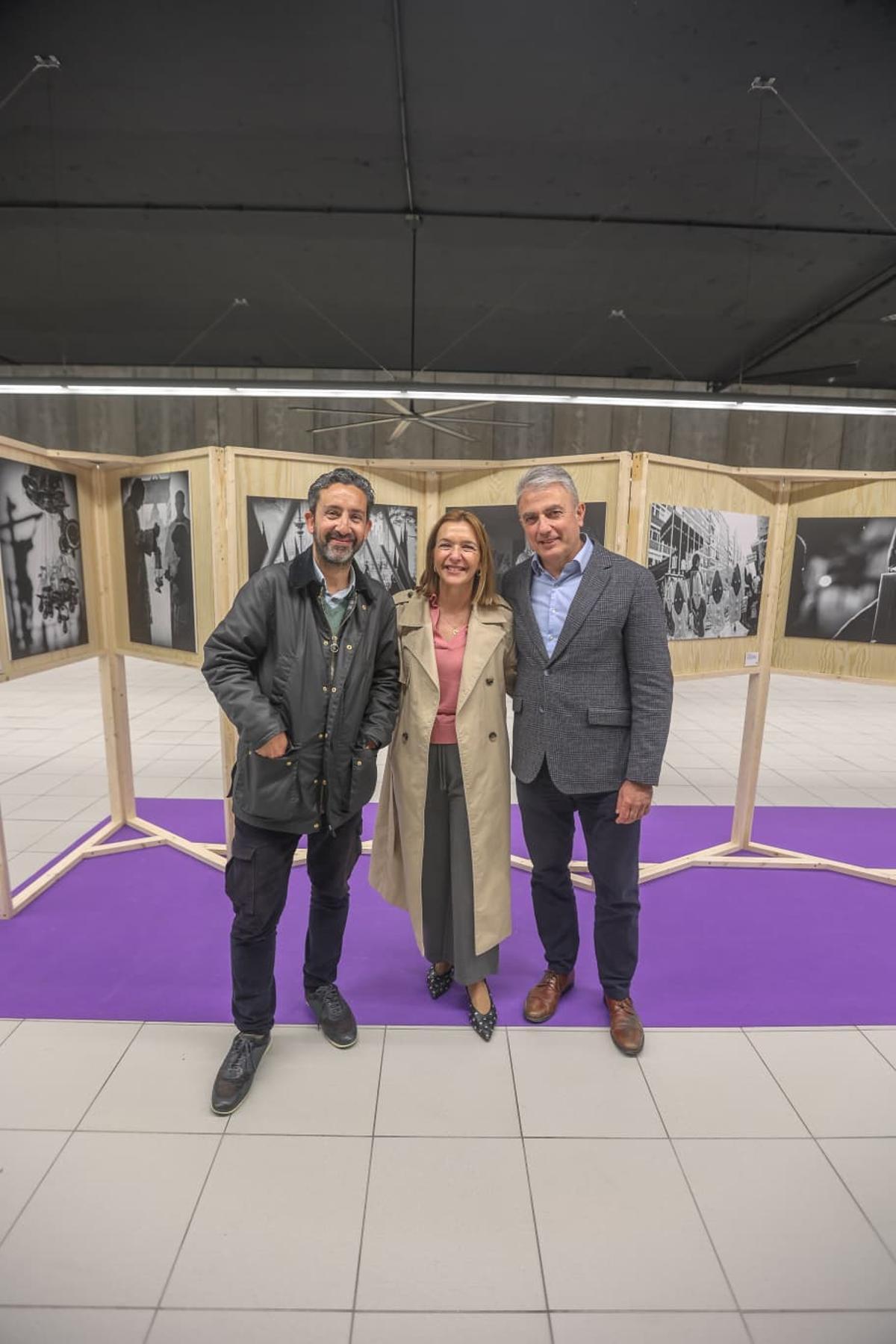 Metro de Málaga acerca la Semana Santa con una exposición de Lorenzo Carnero en Guadalmedina Metro de Málaga acerca la Semana Santa con una exposición de Lorenzo Carnero en Guadalmedina