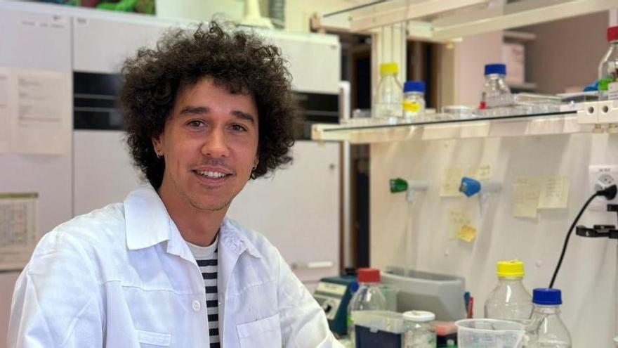 Rubio, en el laboratorio de la Universidad de Ginebra donde trabaja. | A.P.