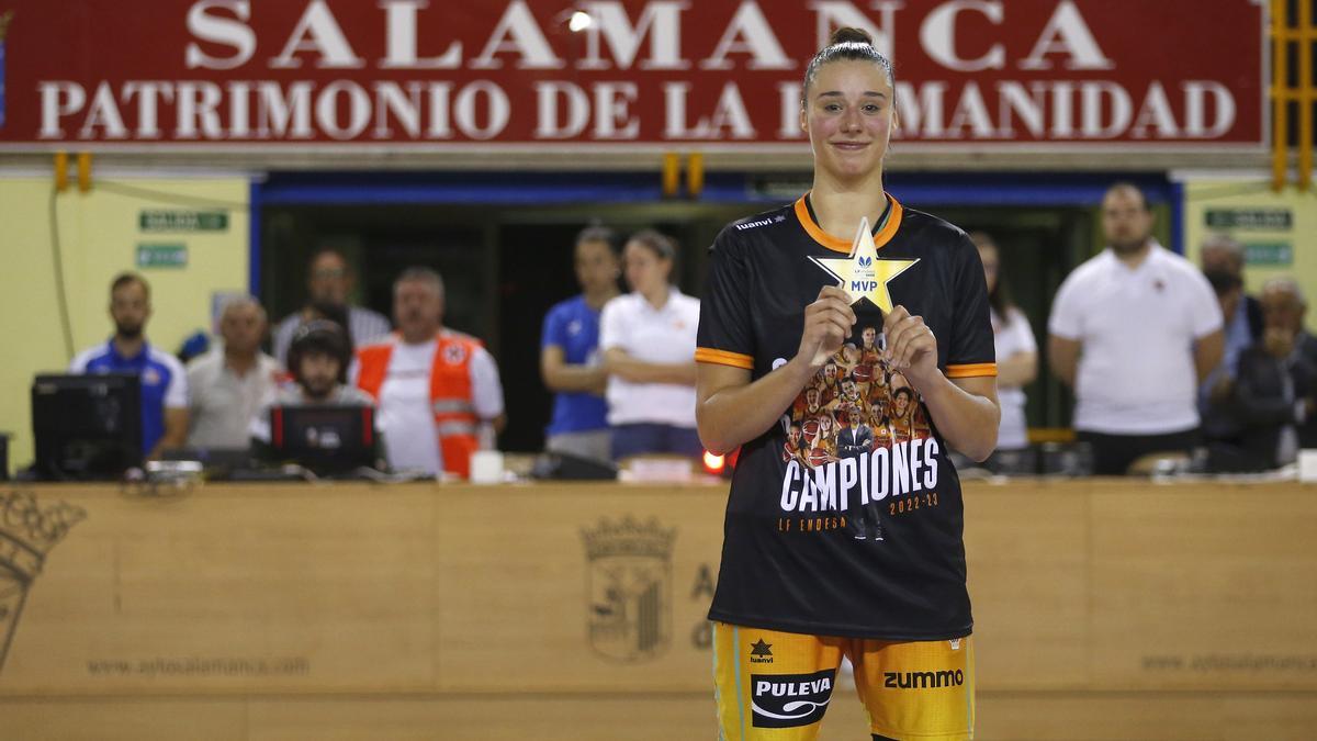 Raquel Carrera, MVP