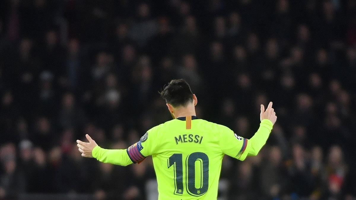 aguasch46065525 barcelona s argentine forward lionel messi celebrates during181204114549