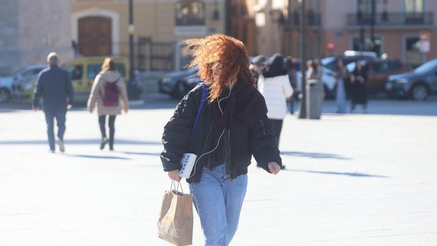 Emergencias emite un aviso especial ante el temporal de viento en la C. Valenciana: Lo peor llegará los próximos días