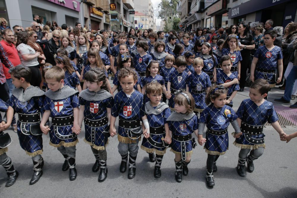 Desfile honorífico 75 aniversario de la Comparsa de Cristianos de Elda