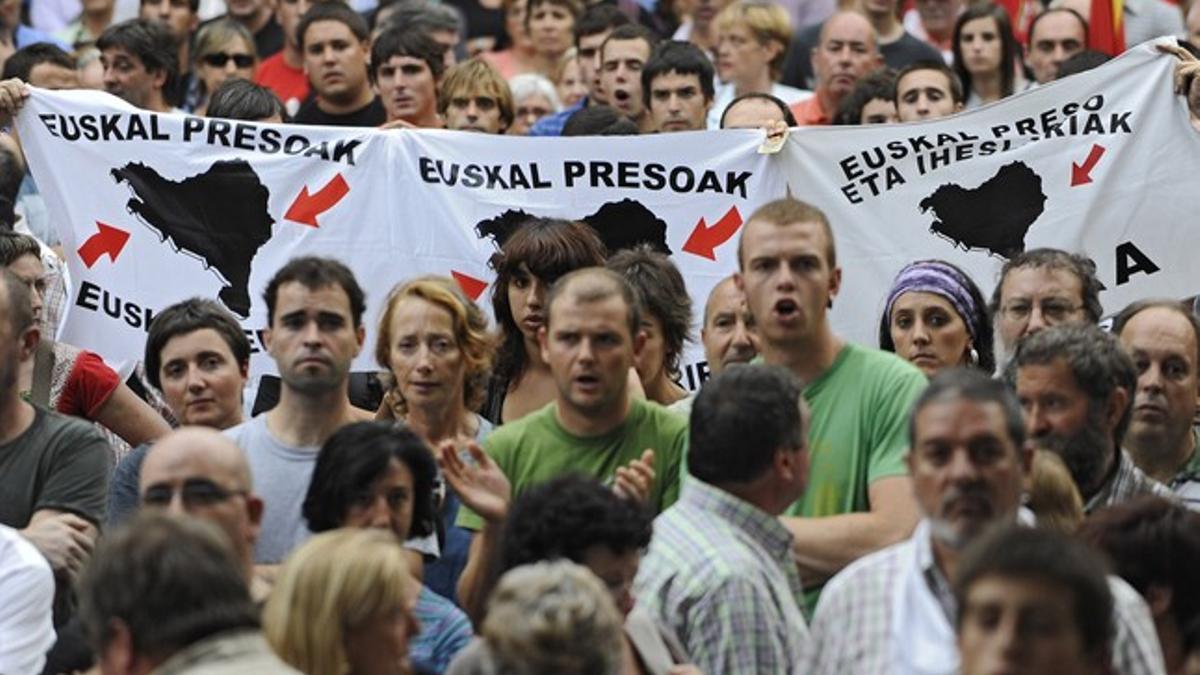 Manifestación de apoyo a los presos de ETA en San Sebastián.