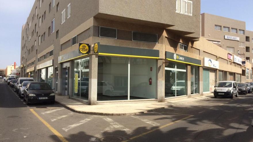 Nueva sede de Correos, en la calle Taburiente de Arrecife, en  una imagen de hoy.