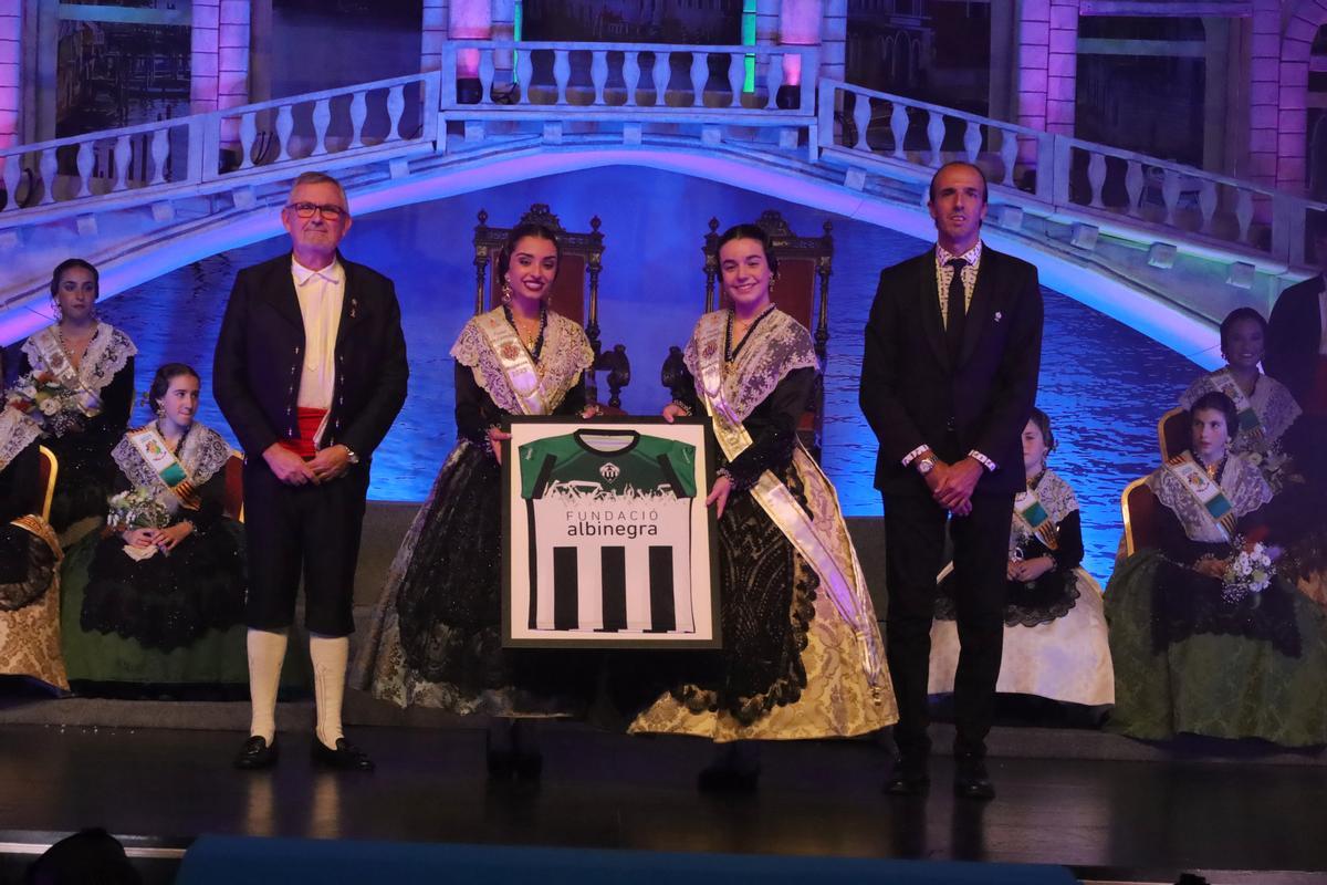 Presentación de la gaiata 8 en el Palau de la Festa de Castelló