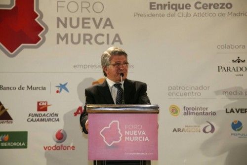 Enrique Cerezo, en el Foro Nueva Murcia