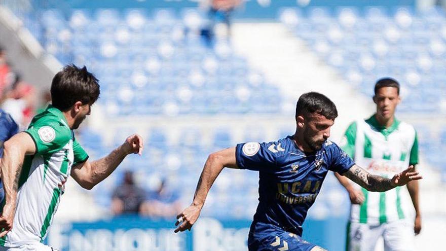 Manu Ramírez rescata un punto para un gris UCAM Murcia (1-1)