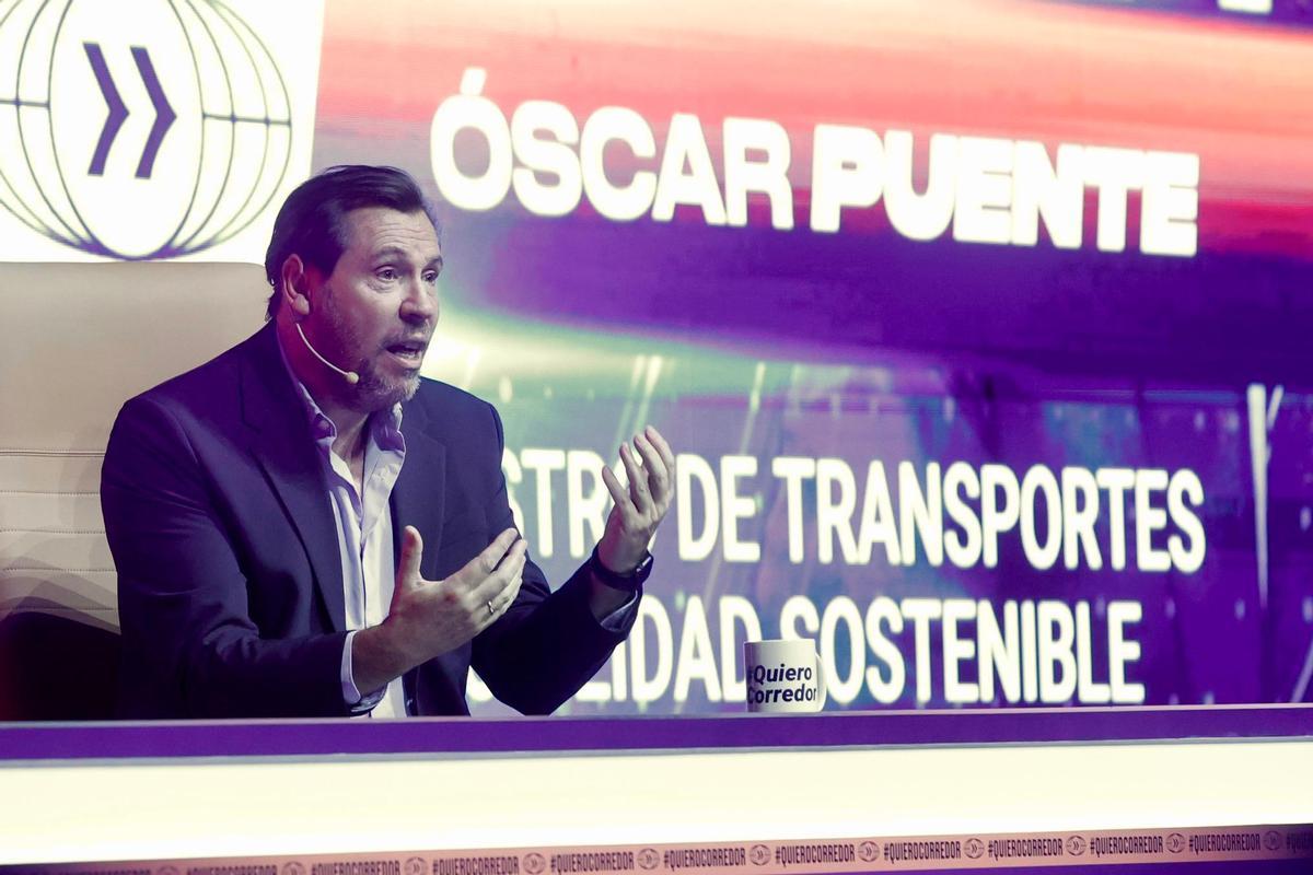 El ministro Óscar Fuentes durante el acto de hoy de 'Quiero Corredor'