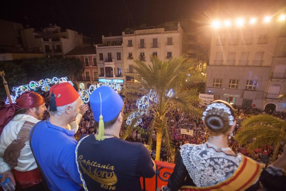 El investigador realizó un discurso lleno de sentimiento ilicitano y alabó a Elche como ejemplo de convivencia y respeto a los extranjeros