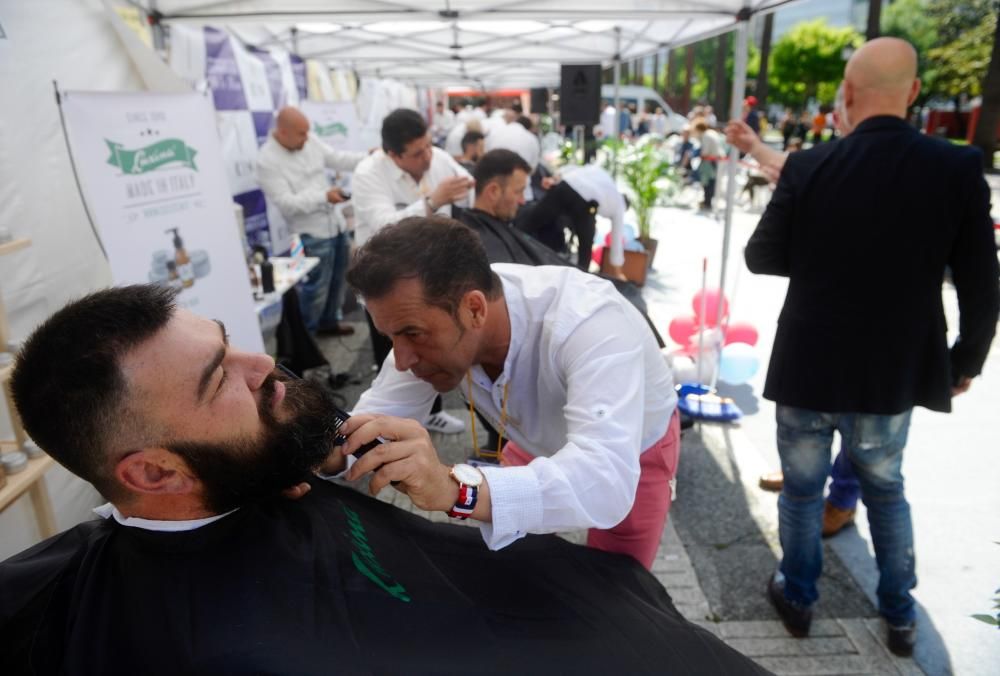 ''Barbería Solidaria'' en Méndez Núñez