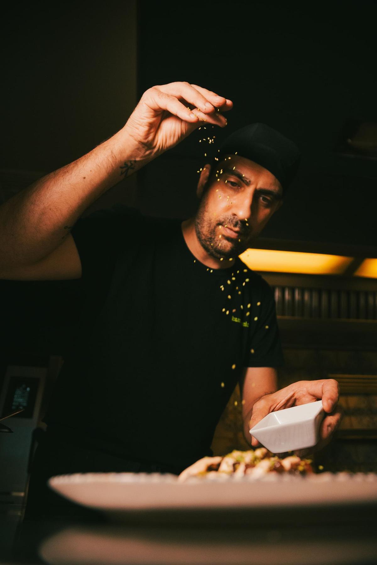 Die Gerichte werden frisch und im Rhytmus des Restaurants zubereitet. Die Gerichte werden frisch und im Rhytmus des Restaurants zubereitet.