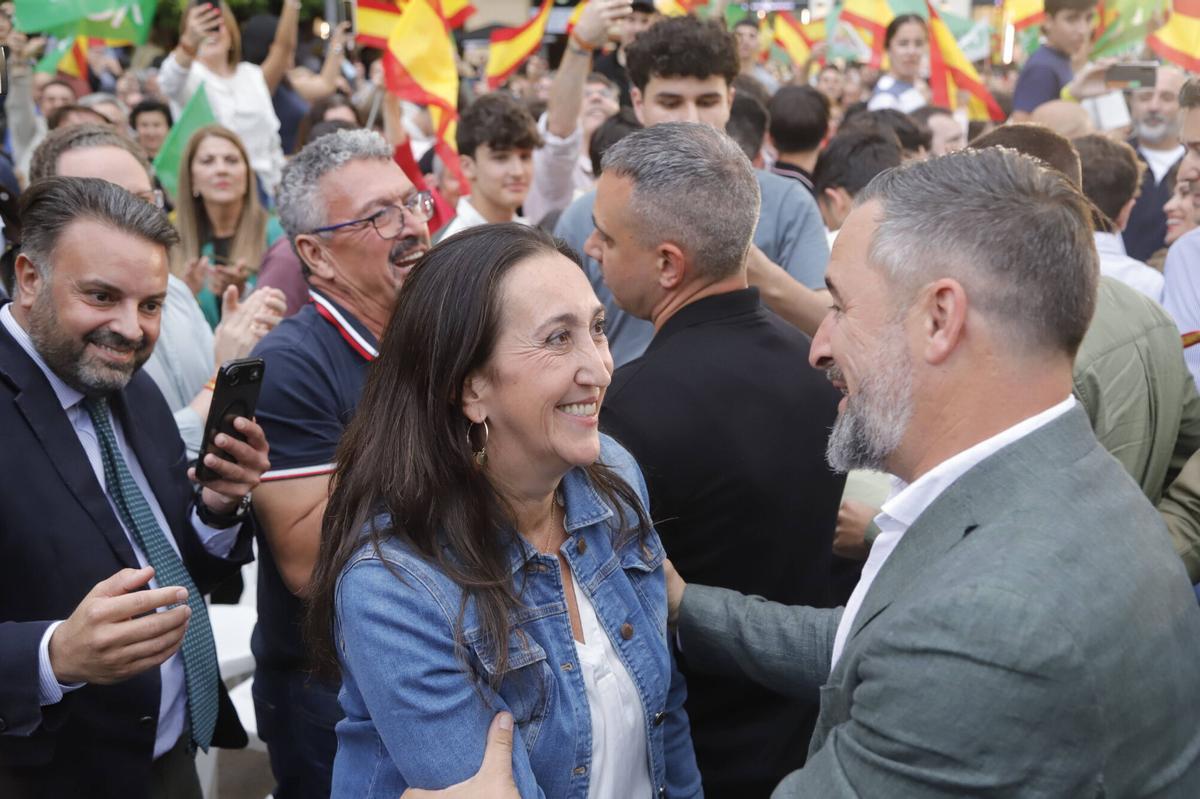 A.J.González Córdoba Mitín de Vox elecciones andaluzas Santiago Abascal Manuel Gavira