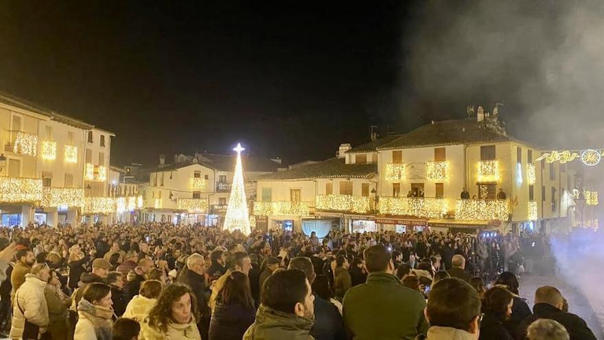 La Puebla recibe estos días a multitud de visitantes.