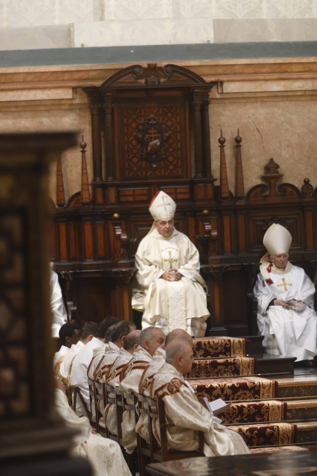 El nuevo arzobispo de València toma posesión en la catedral