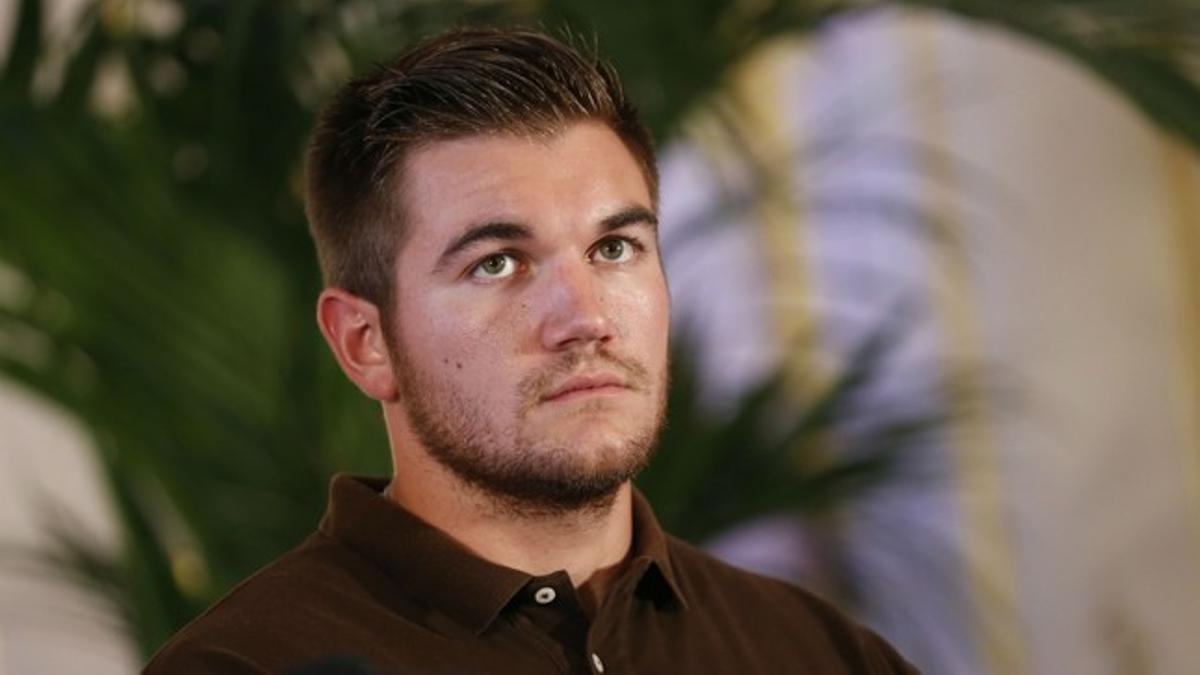 Skarlatos en una rueda de prensa antes de ser condecorado.