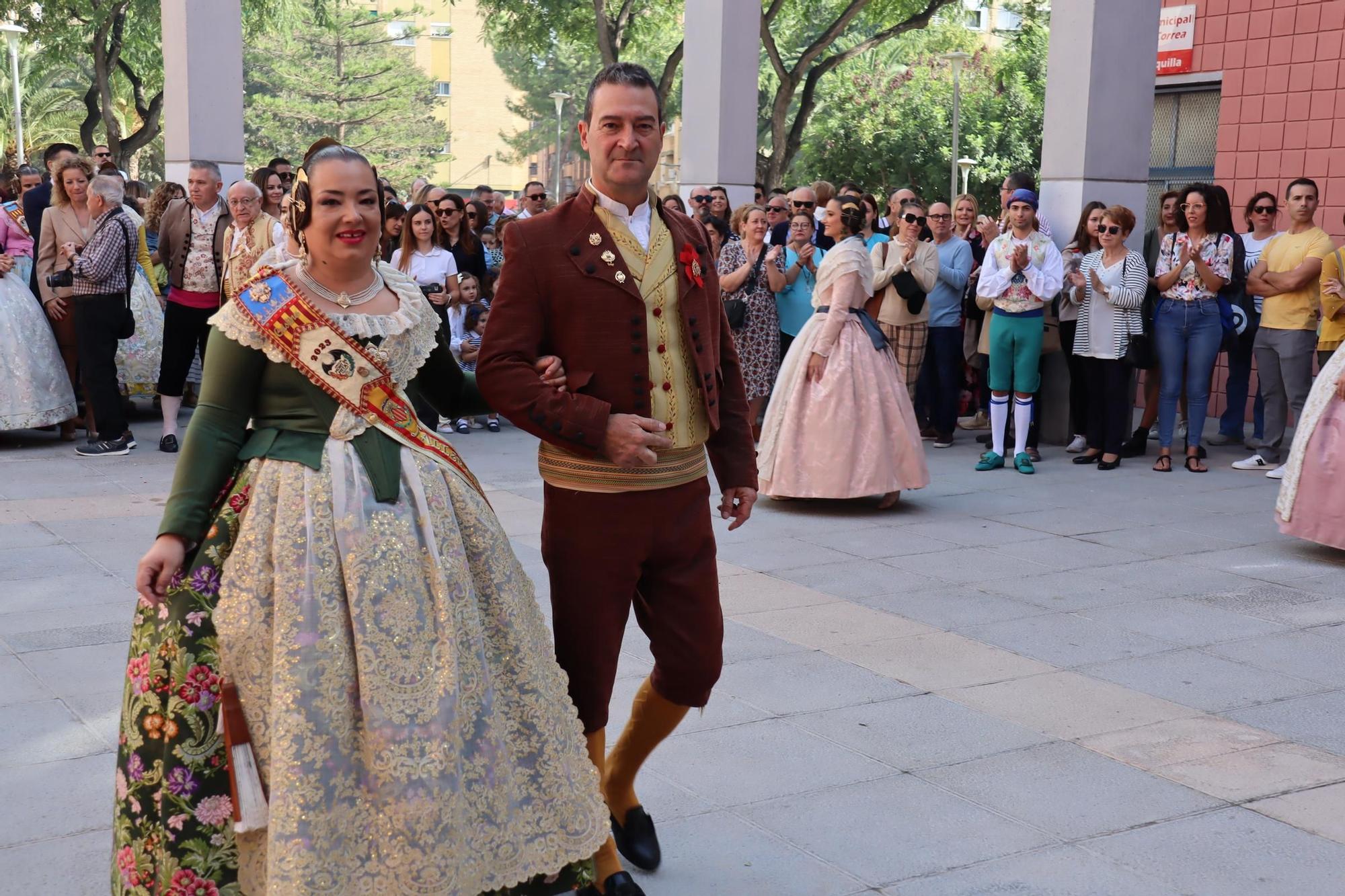 María Estela, la corte, Quart y Xirivella honran a la senyera más viajera de las Fallas