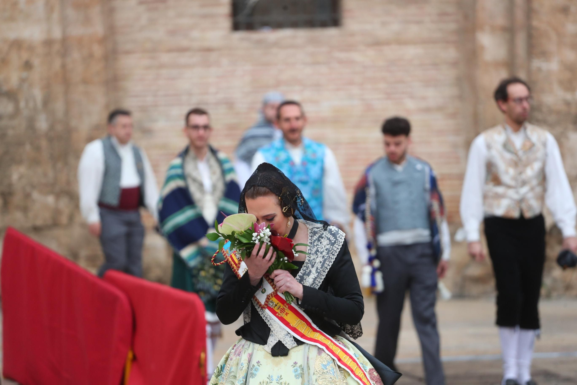 Búscate en el primer día de ofrenda por la calle de la Paz (entre las 15:30 a las 17:00 horas)