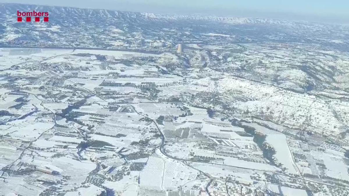 Las nevadas en las comarcas de Tarragona y las Terres de l'Ebre, a vista de helicóptero