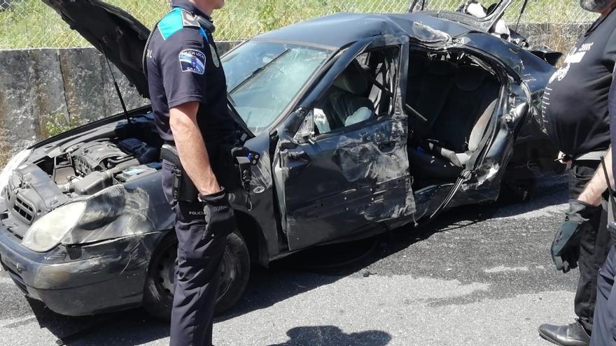 Estado en el que quedó el coche tras el siniestro.