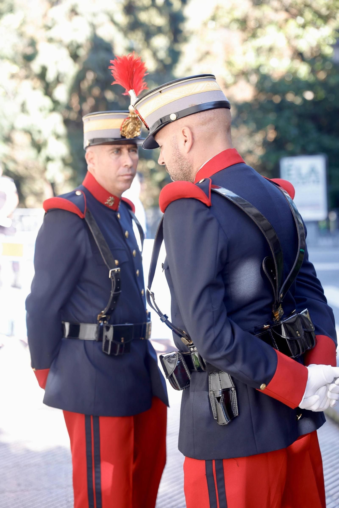 Parada militar en Oviedo para homenajear al Cabo Noval