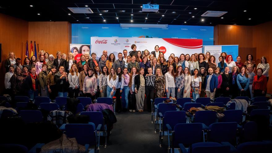 Coca-Cola y Cambra de Comerç de Mallorca impulsan el emprendimiento femenino con una sesión pop-up de GIRA Mujeres sobre Inteligencia Artificial aplicada a los negocios