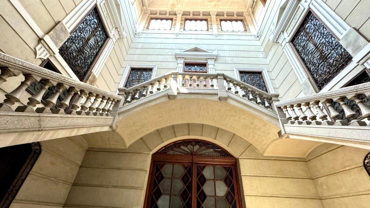 L'interior de la casa Nouvilas.