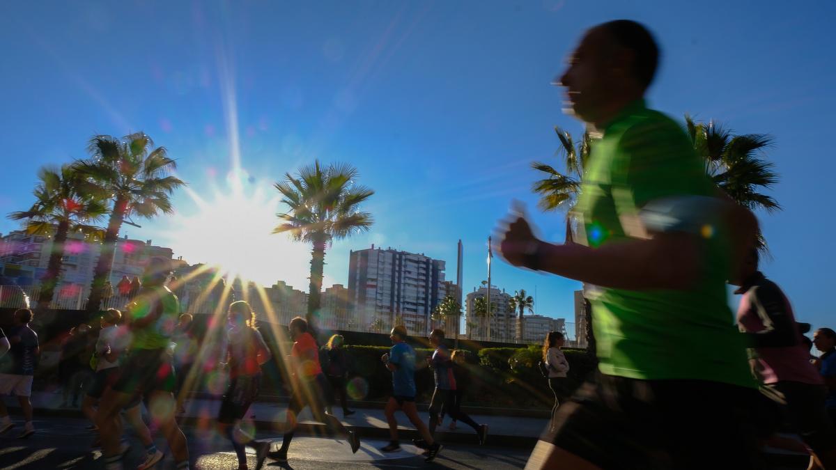 Las imágenes de la Zurich Maratón de Málaga