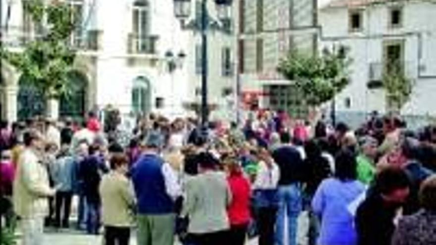 600 personas en Extremadura protestan contra la ley del aborto