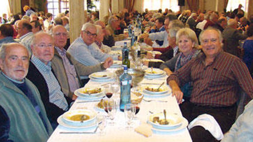 Comida de ex empleados de la Banca March