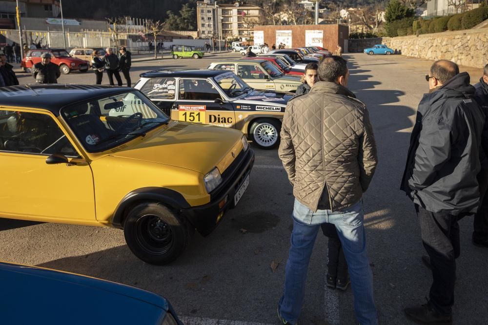 Trobada de vehicles clàssics a Arbúcies