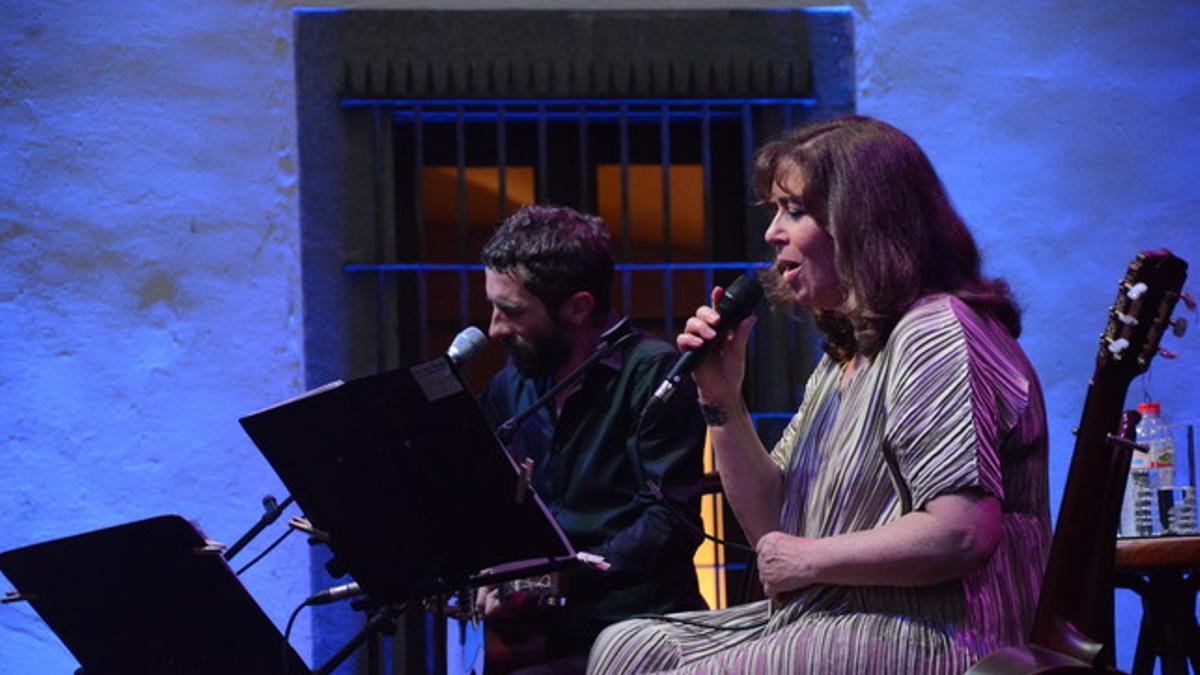 Un momento del concierto de Maria del Mar Bonet en el Mas Pujol de Cabrera de Mar, este domingo 27.