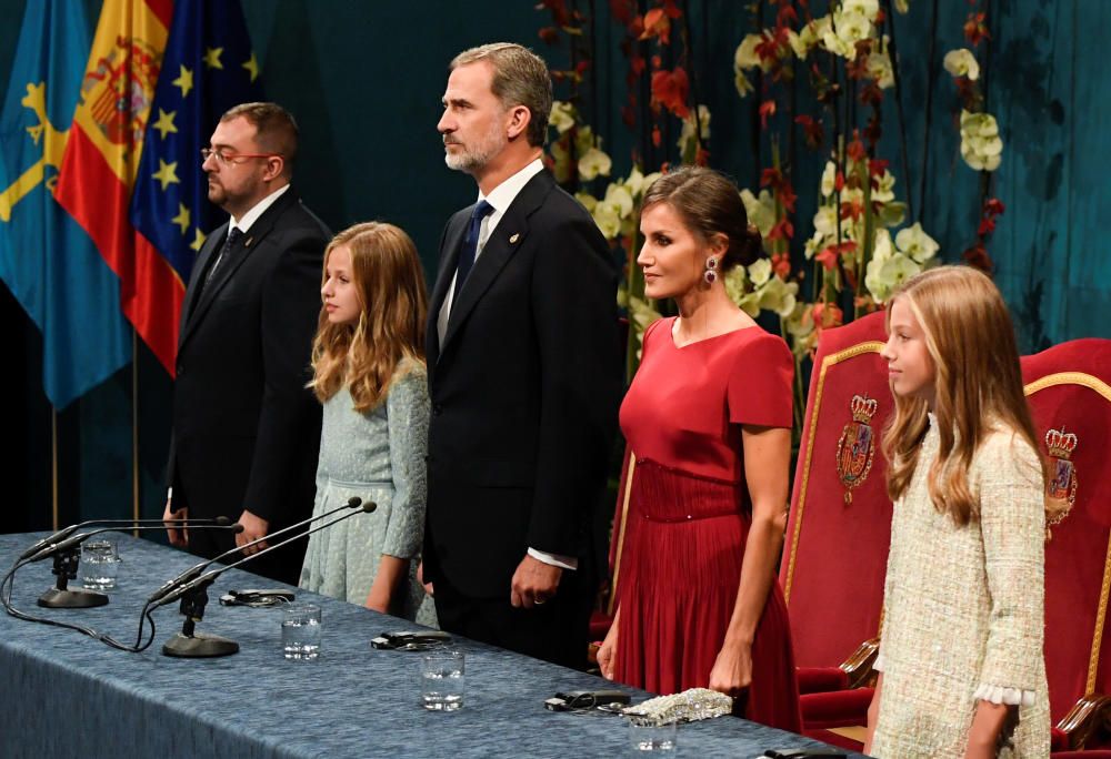 El look de la Reina Letizia, Leonor y Sofía