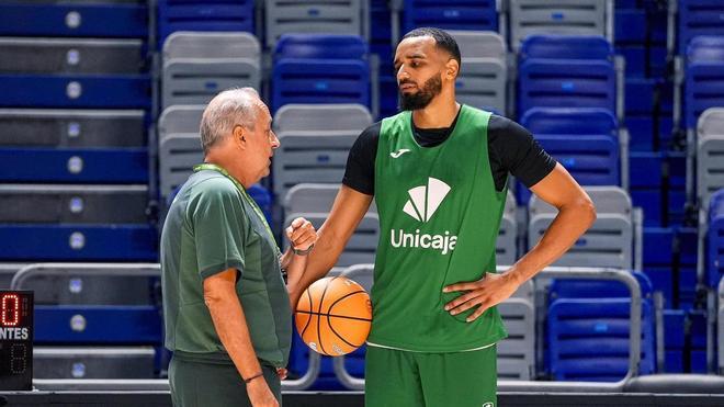 El Unicaja vuelve al trabajo con la mirada puesta en la final de la Copa Andalucía