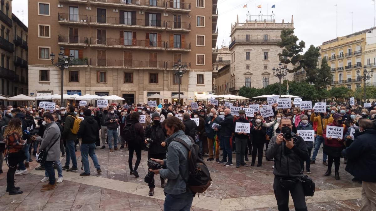 Ciudadanía movilizada esta tarde en València.