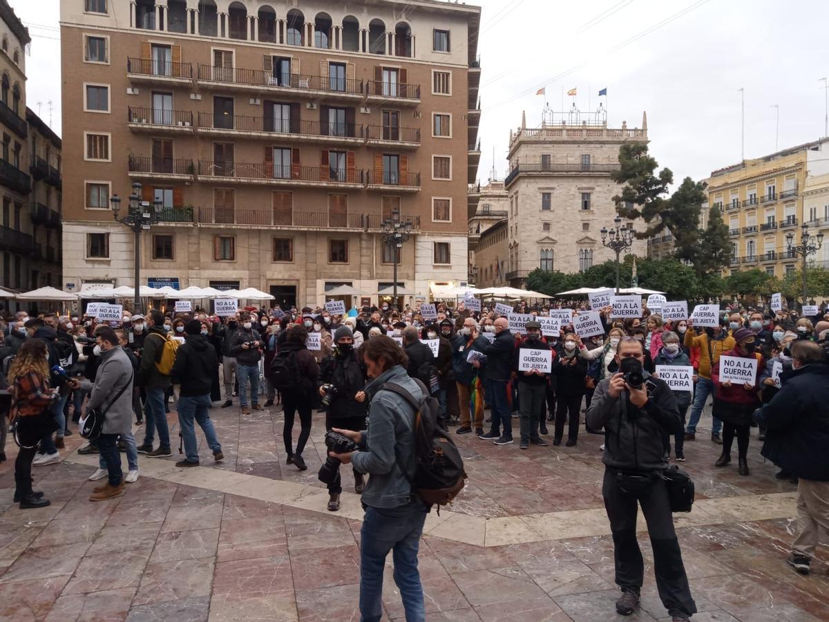 Ciudadanía movilizada esta tarde en València.